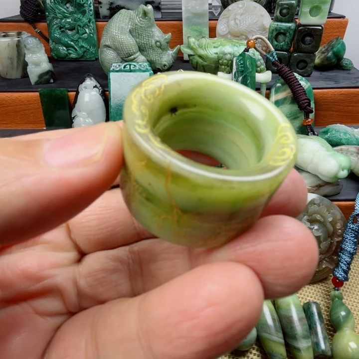 独山玉未镶嵌珠宝半成品