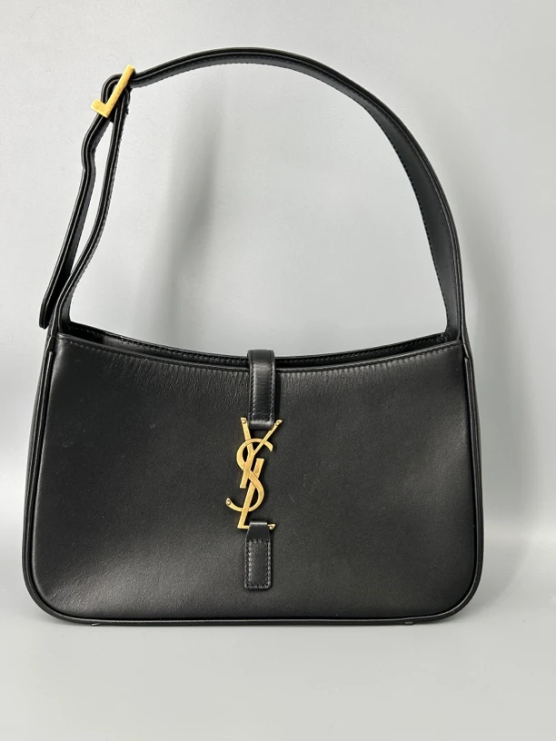 99新 YSL/圣罗兰 中号YSL圣罗兰黑金腋下包3341