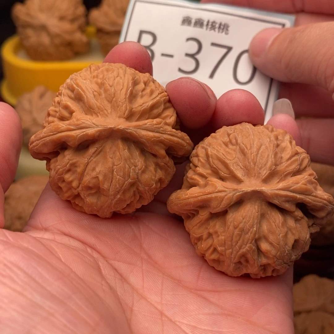 文玩核桃把件E***N宫灯42