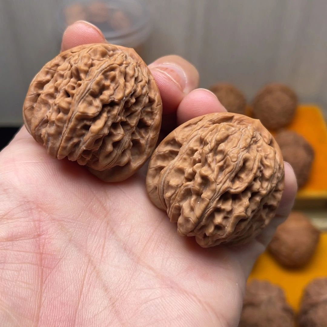 文玩核桃把件三角楼精修