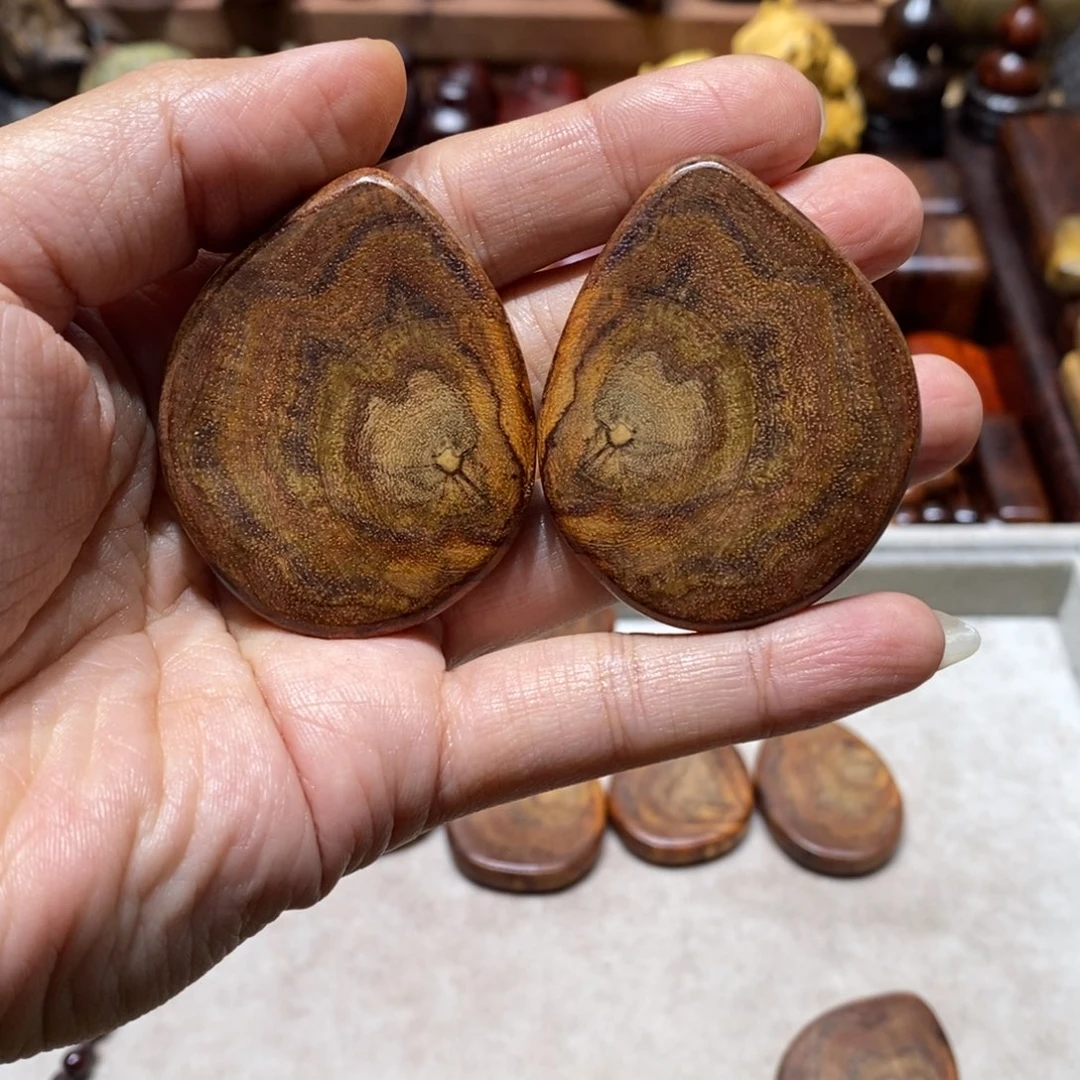 *****木黄花梨新料木块两个