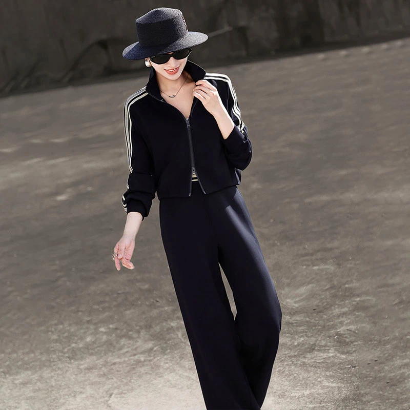 MEXCOCO/兰瑟儿春季新款气质高级感休闲运动条纹显瘦套装M5CO0736