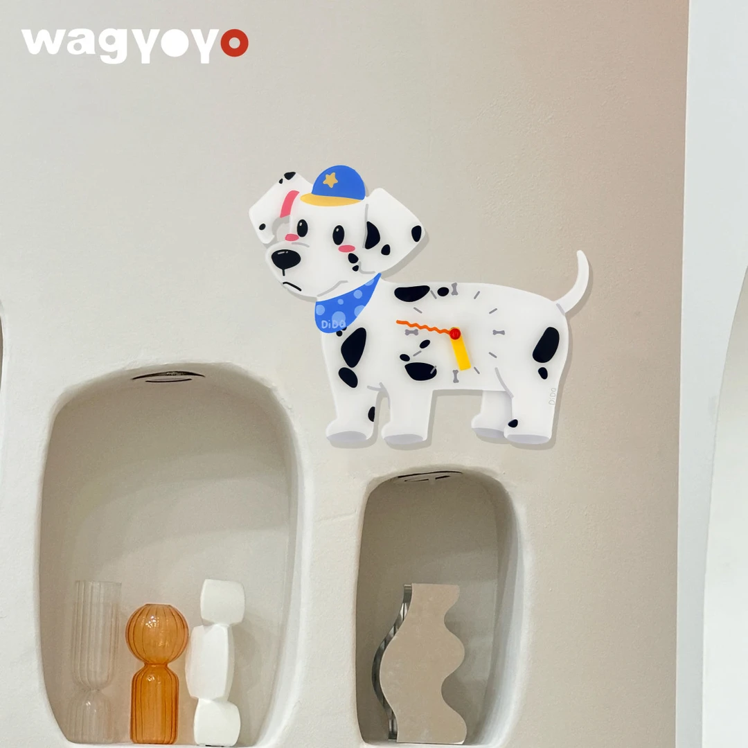 原创斑点狗挂钟小狗时钟2024创意装饰可爱静音免打孔挂墙儿童