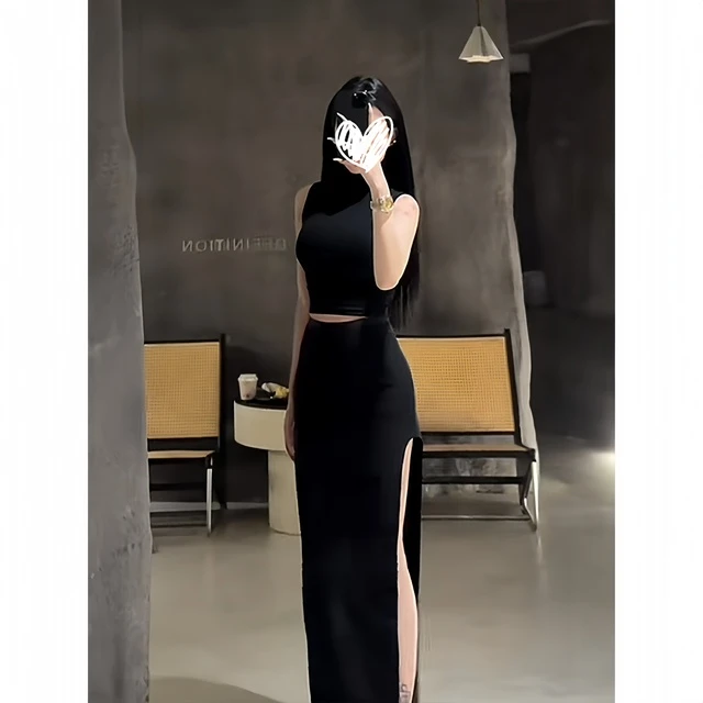 法式性感正肩圆领T恤女夏季新款设计感高腰显瘦开叉半身裙两件套