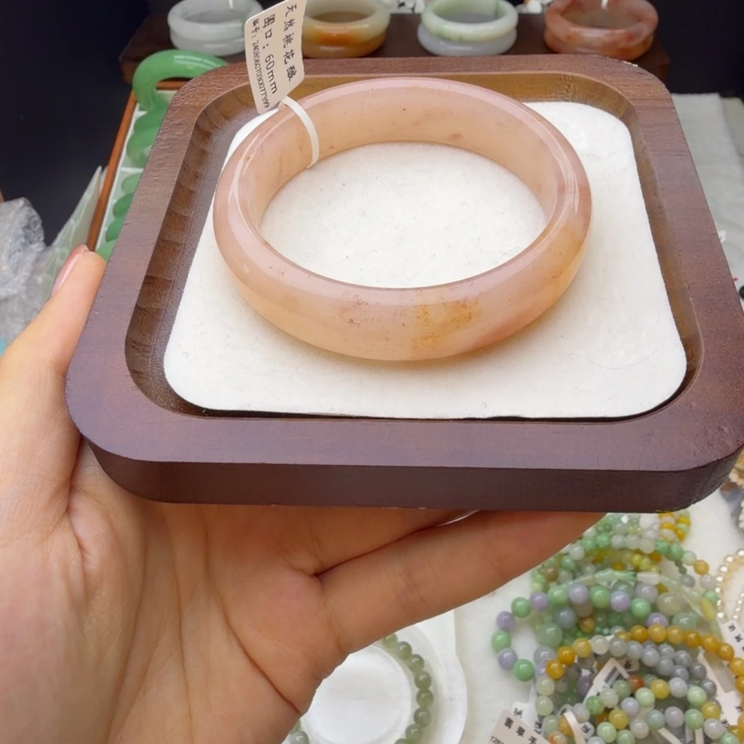 石英质玉（金丝玉）未镶嵌手镯