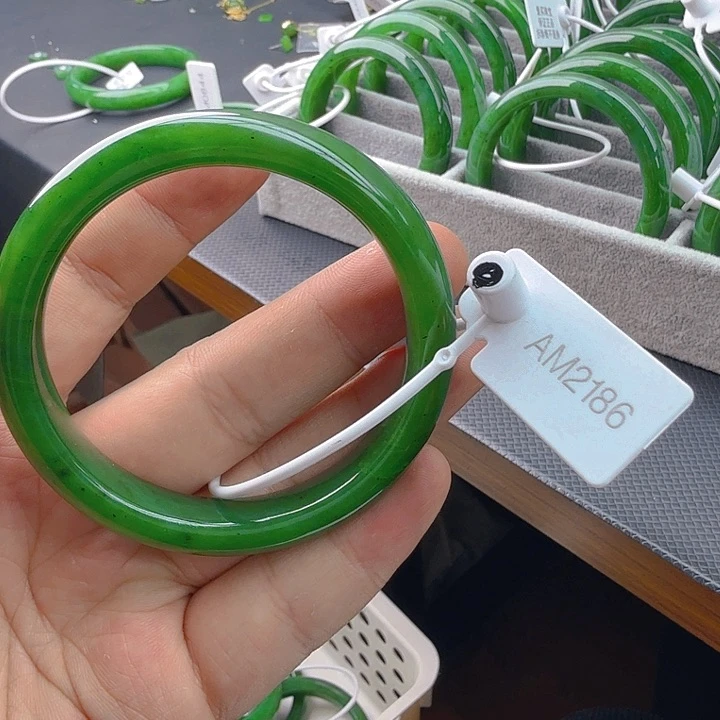 和田玉（碧玉）手镯未镶嵌59