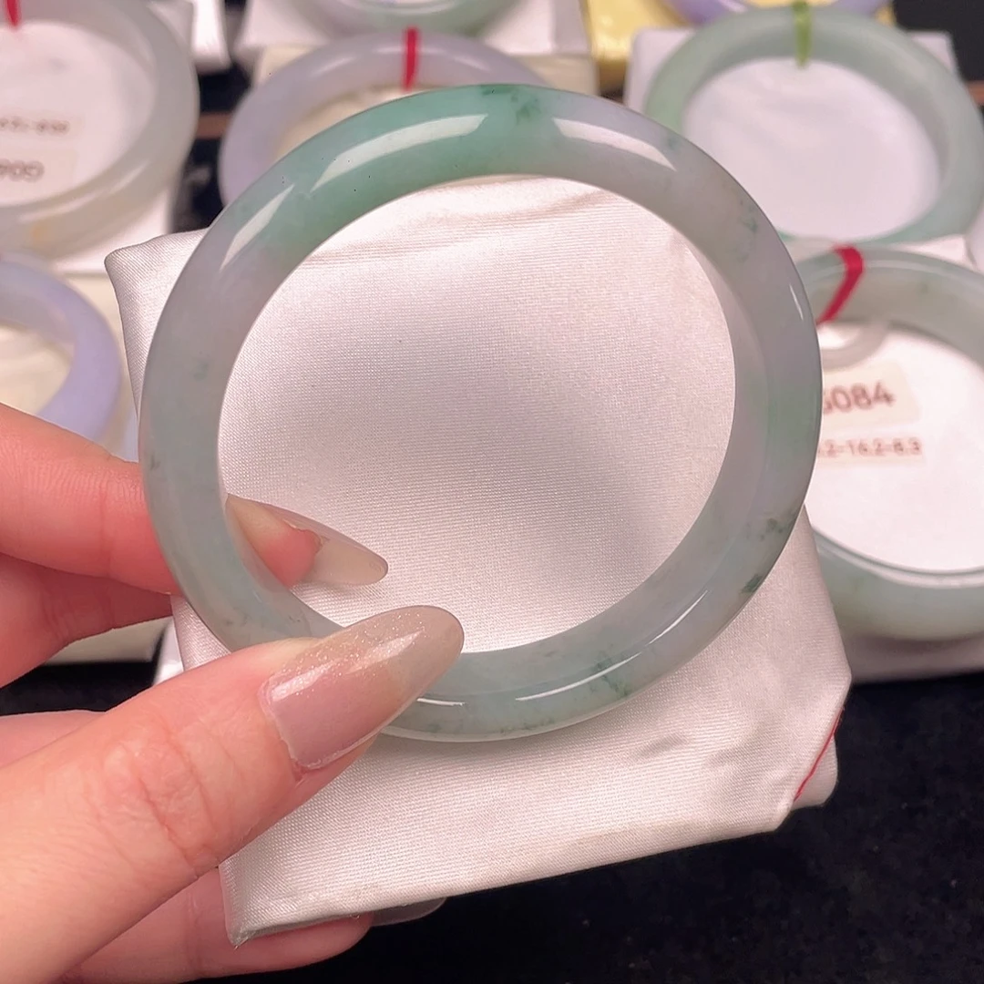 翡翠未镶嵌手镯059