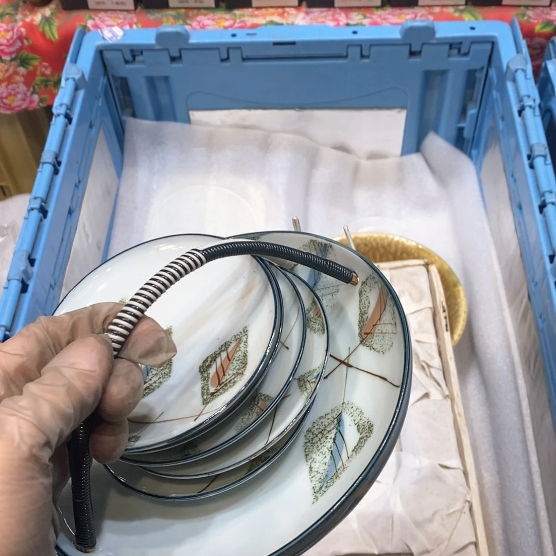 瓷片喜*?提高哈哈哈哈哈哈