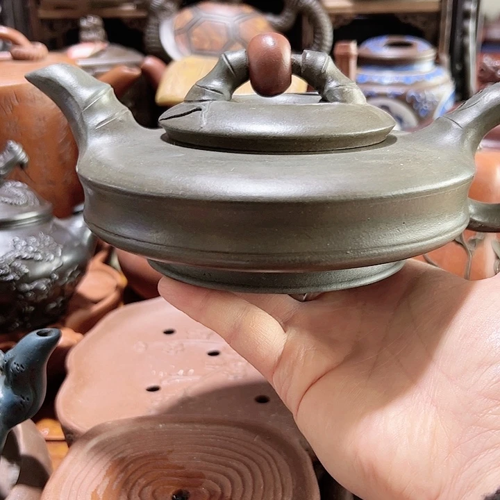 紫砂壶收藏起来了！