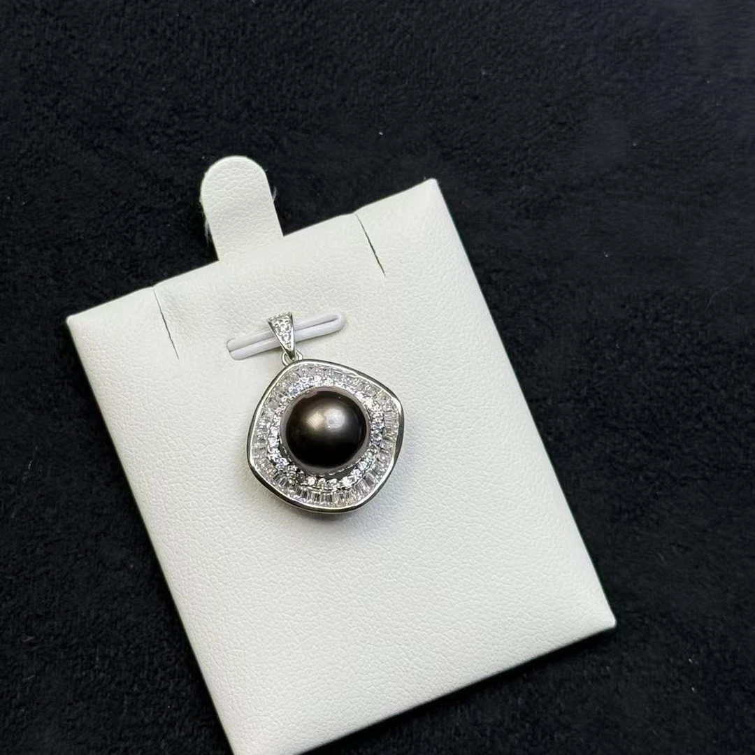天然海水大溪地黑珍珠吊坠时尚豪镶小香风设计款吊坠S925银挂坠