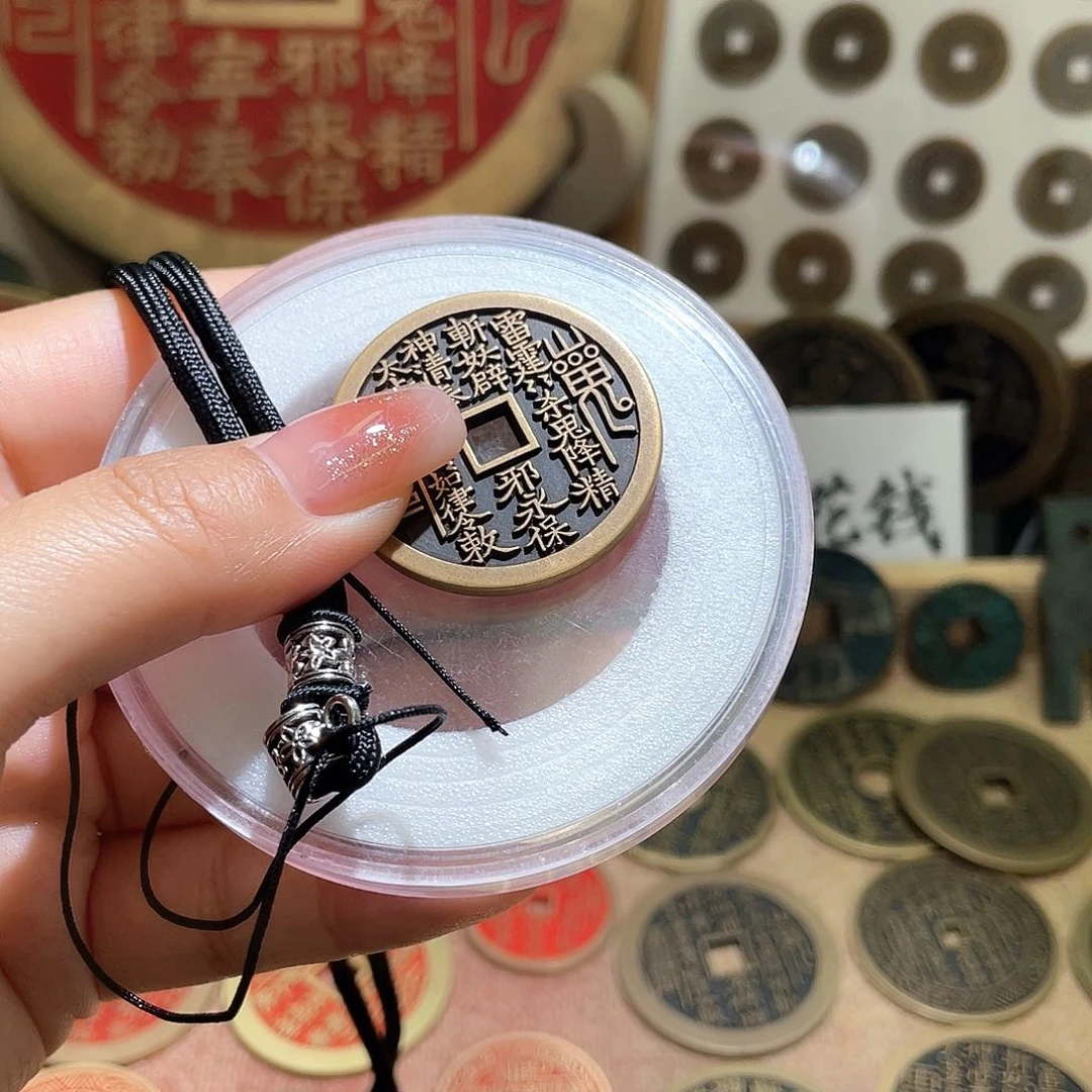 铜现代失腊工艺品