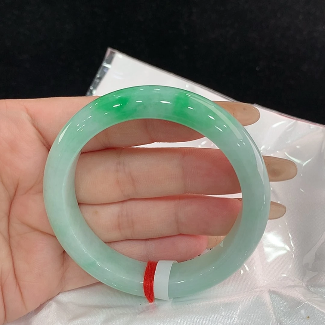 【闪购商品】翡翠手镯未镶嵌56，55/56