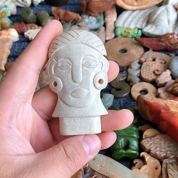 和田玉未镶嵌颈饰50