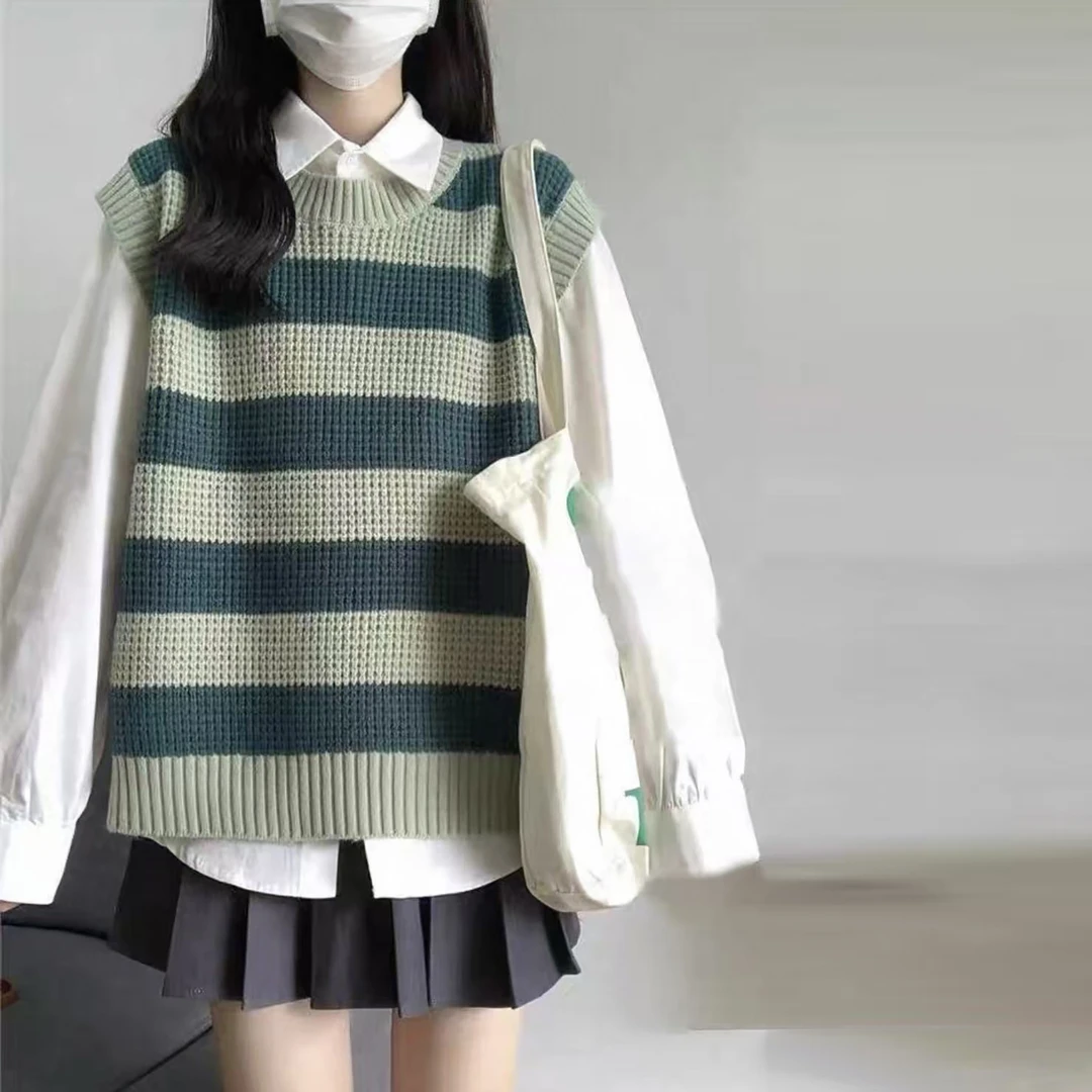 新品上新！女士圆领条纹无袖针织背心H248