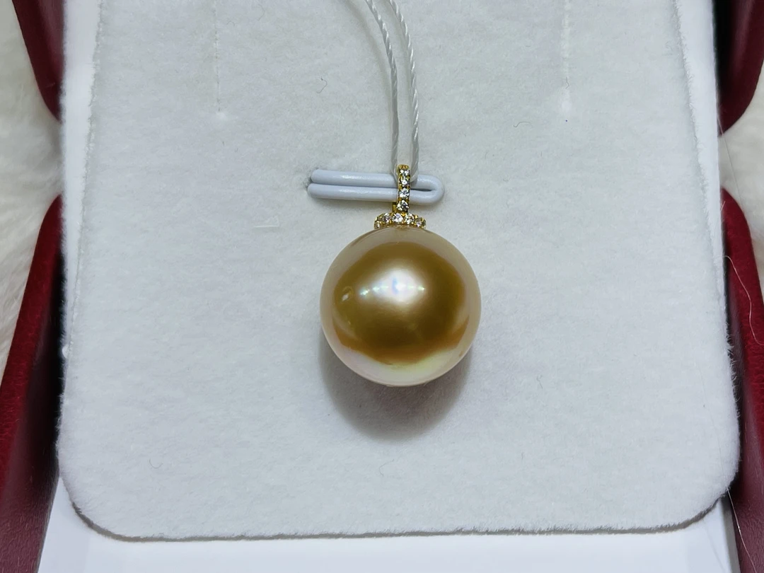 菲律宾浓金珠吊坠 正圆 强光 微瑕 性价比超高