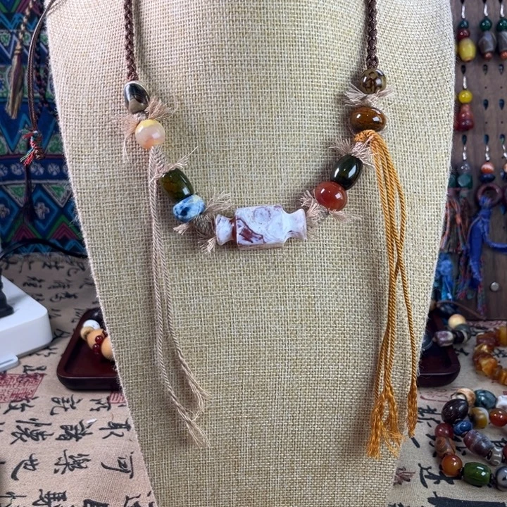 玛瑙/玉髓未镶嵌颈饰