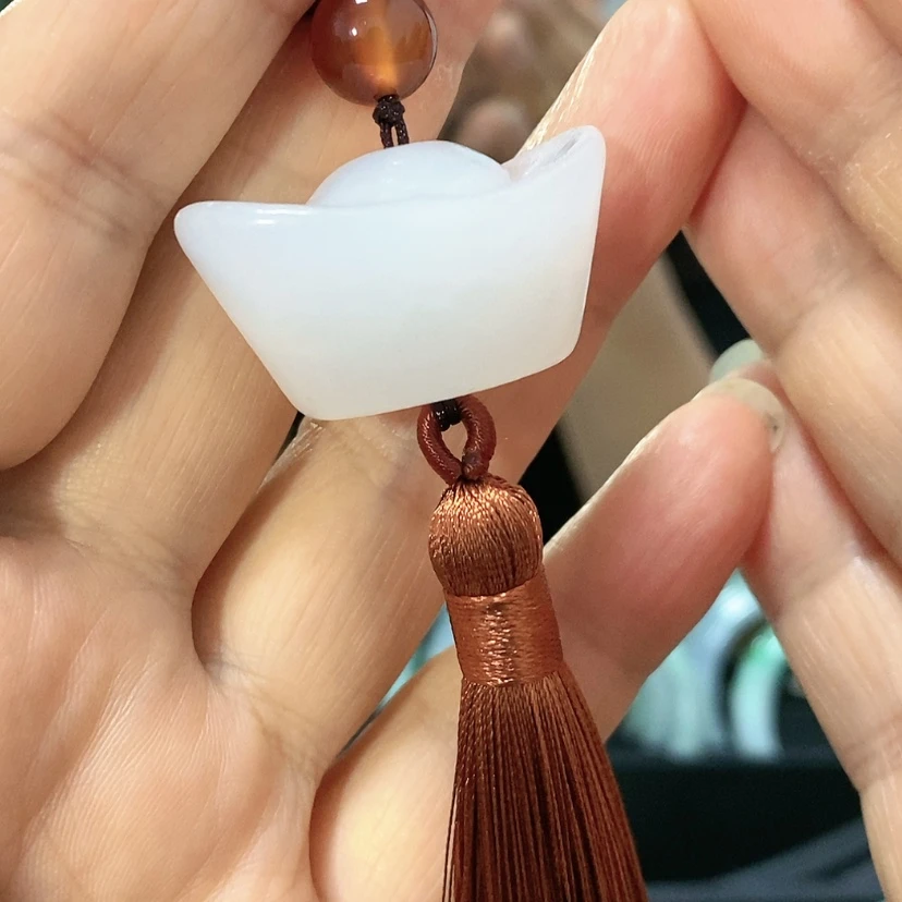 【闪购商品】翡翠未镶嵌颈饰