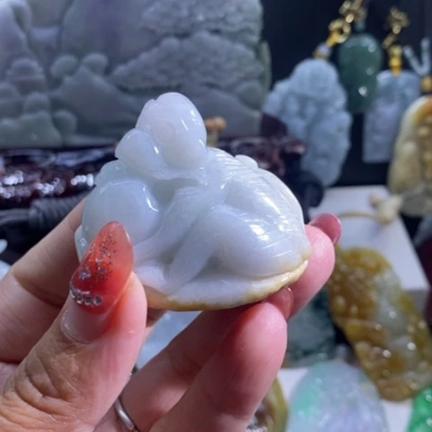 【闪购商品】颈饰未镶嵌翡翠猴子