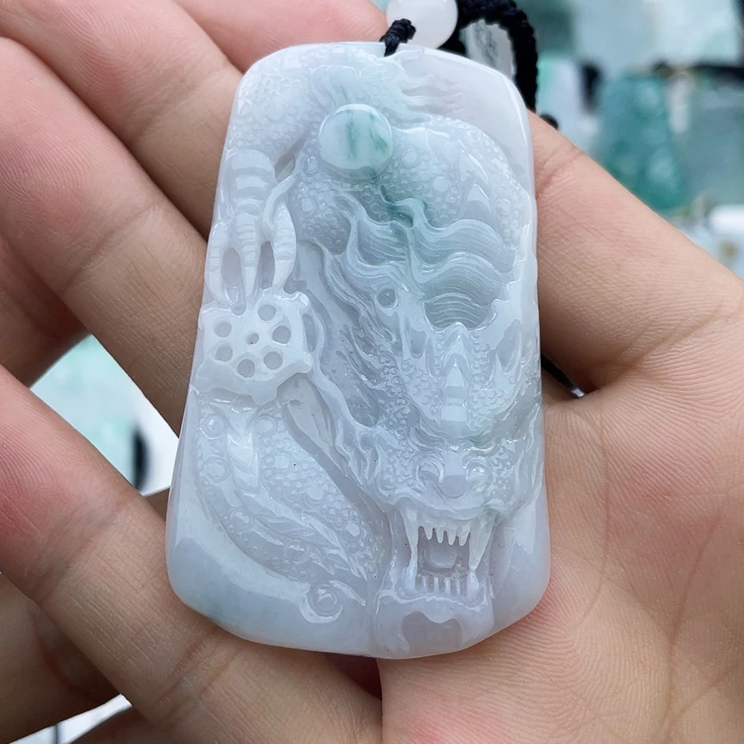 颈饰未镶嵌翡翠蒙***哥翡翠