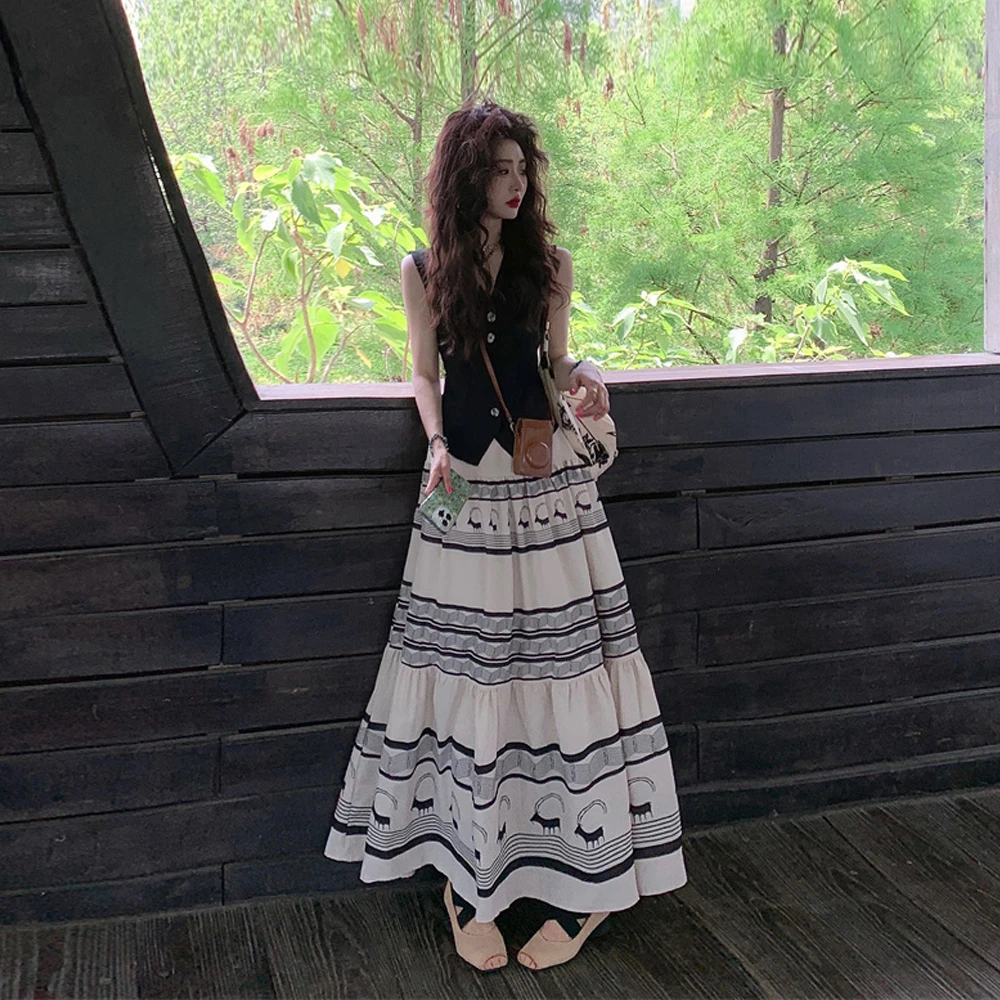 冷淡系设计感修身V领上衣民族风印花半身裙慵懒松弛感复古套装女