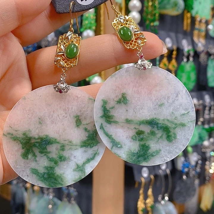 翡翠未镶嵌耳饰翡翠