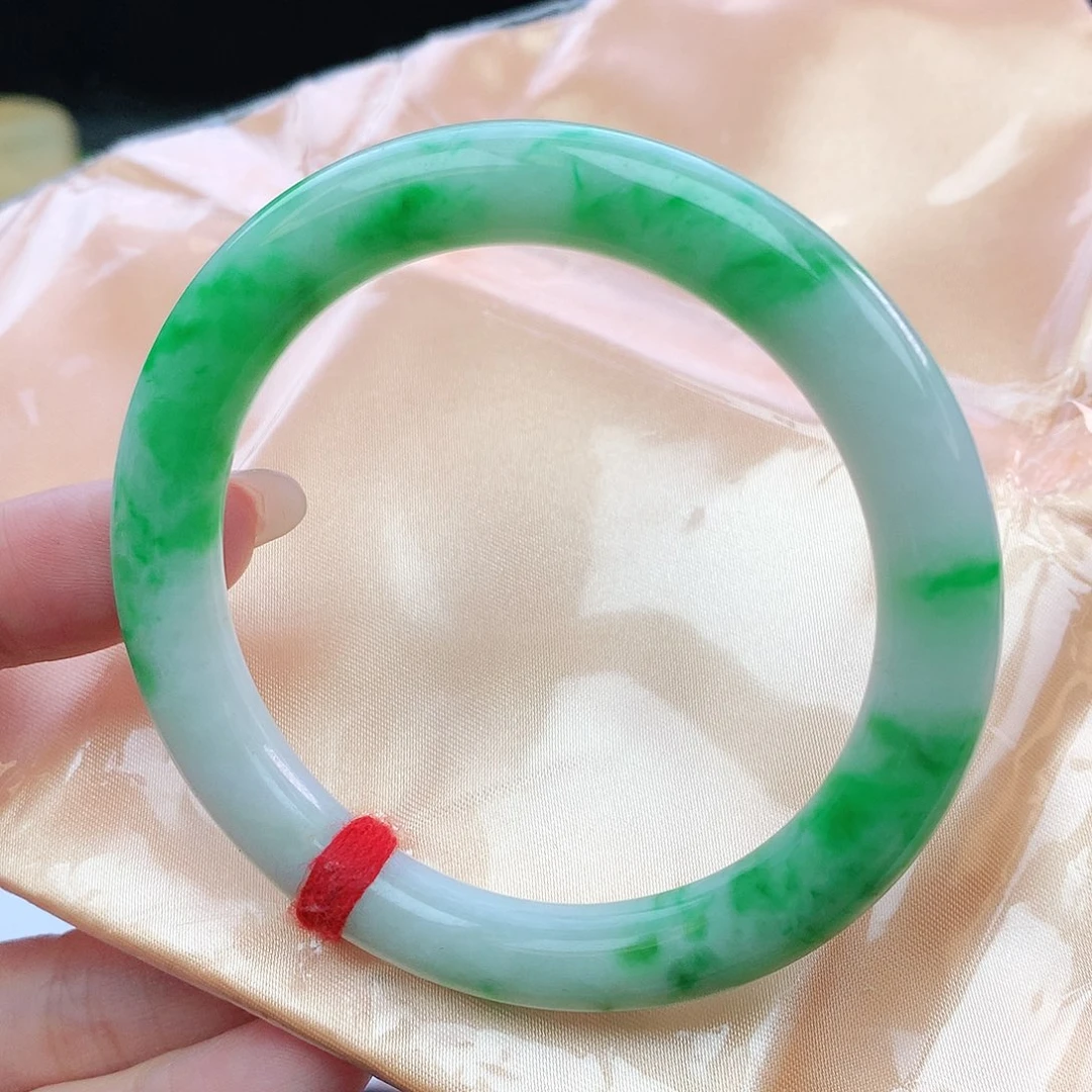 翡翠手镯未镶嵌56圆条882060