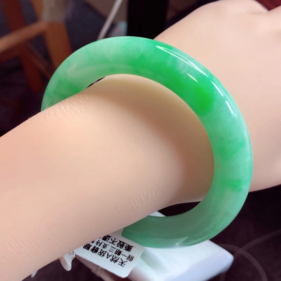 未镶嵌手镯翡翠58胖圆条 满绿（60号）