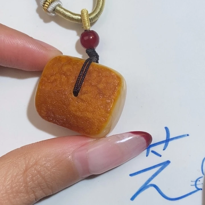 定制琥珀未镶嵌琥珀