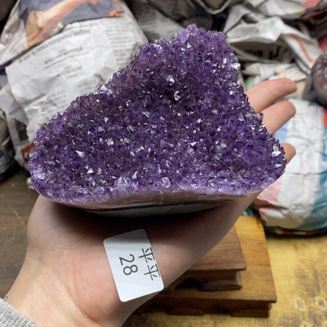 紫晶乌拉圭未镶嵌