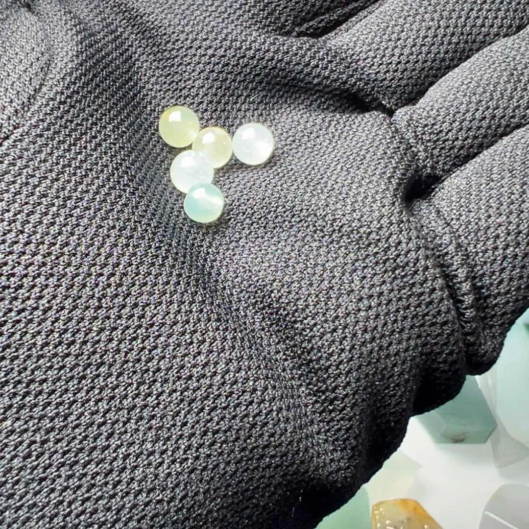 米***粒定制翡翠未镶嵌不包工