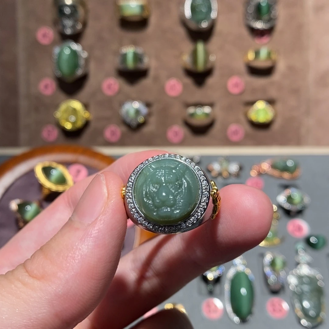 和田玉未镶嵌戒指