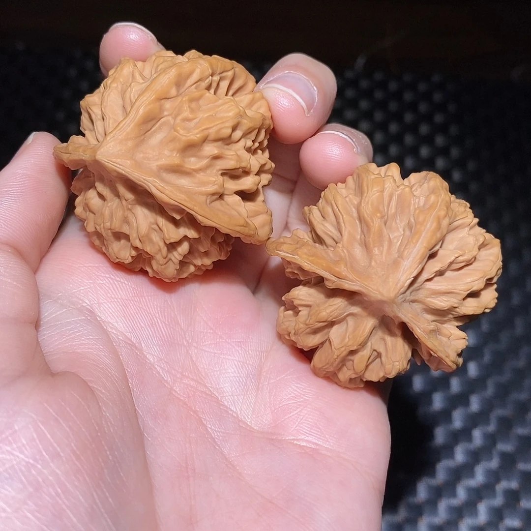 把件文玩核桃微修帝王三棱42