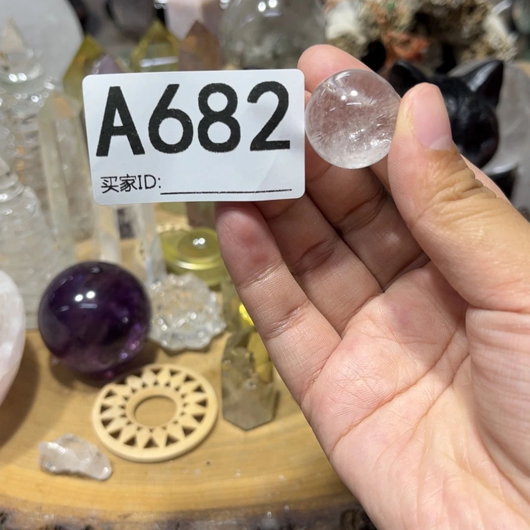 水晶珠宝半成品未镶嵌多样性发其一微瑕