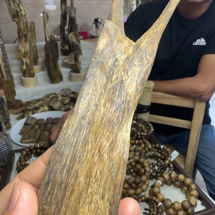 沉香碎屑沉香52克