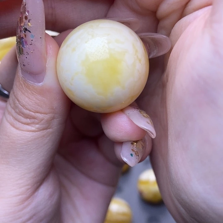 裸石琥珀未镶嵌25