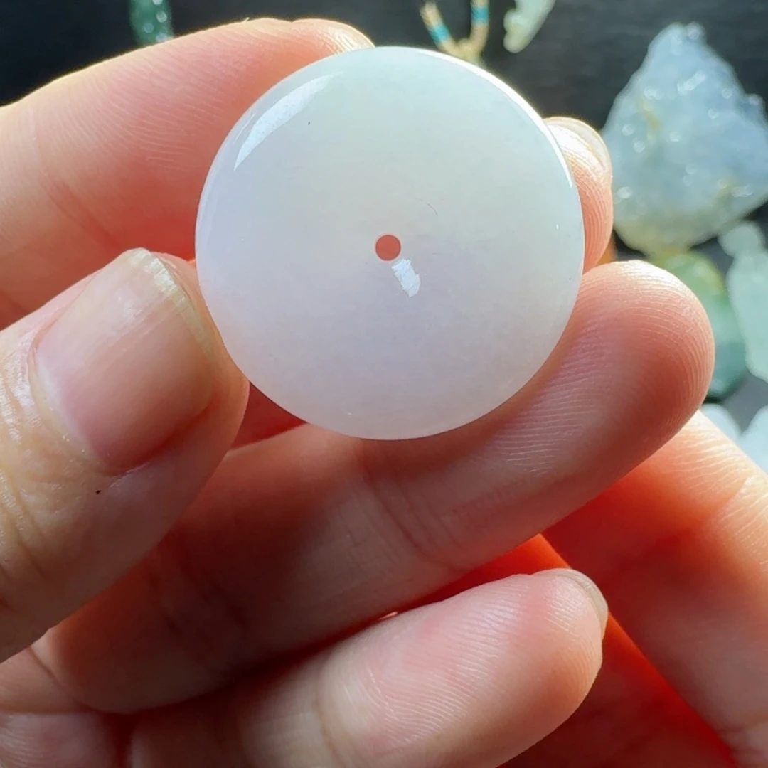 翡翠未镶嵌颈饰定制不退换