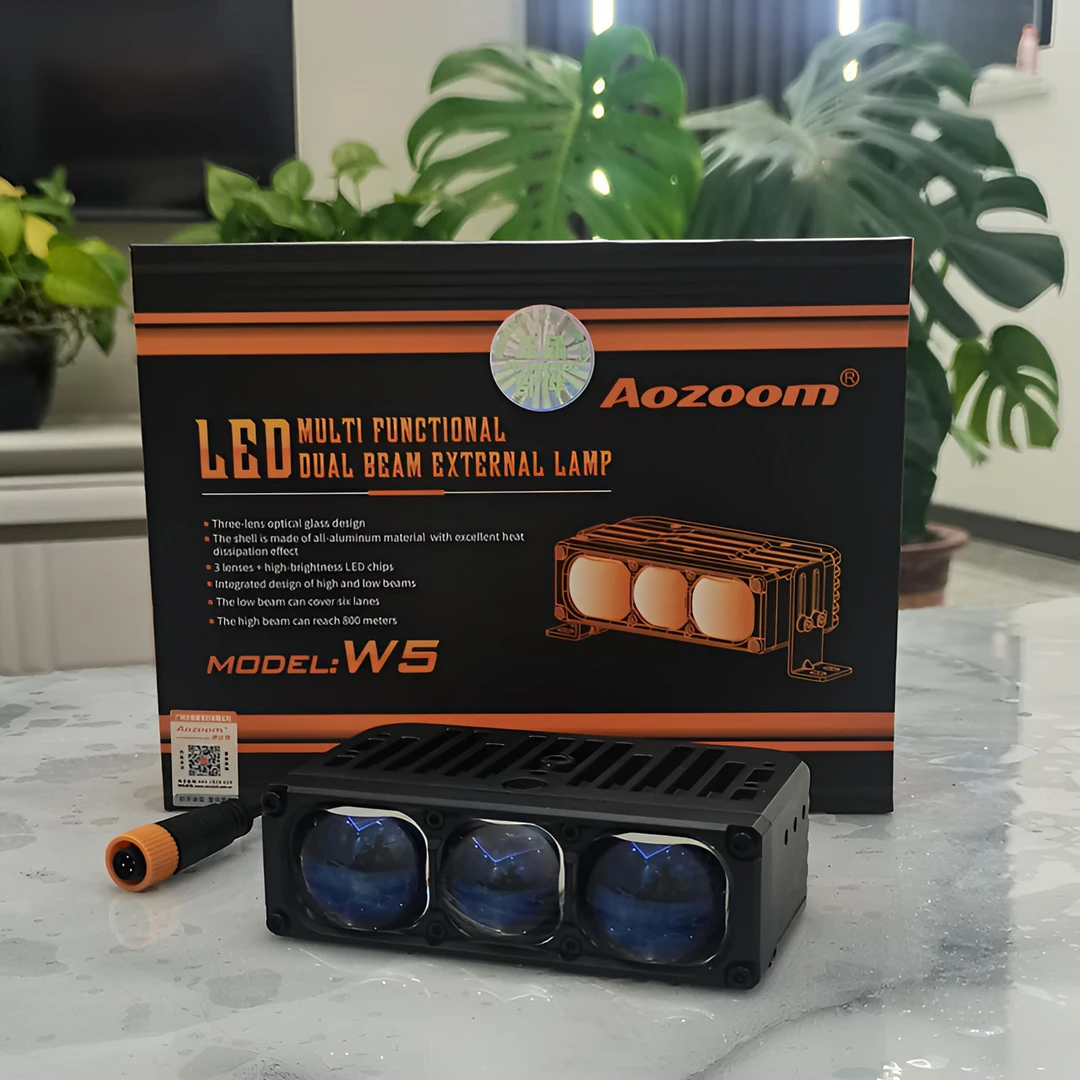 奥兹姆越野派LED三直射双光透镜