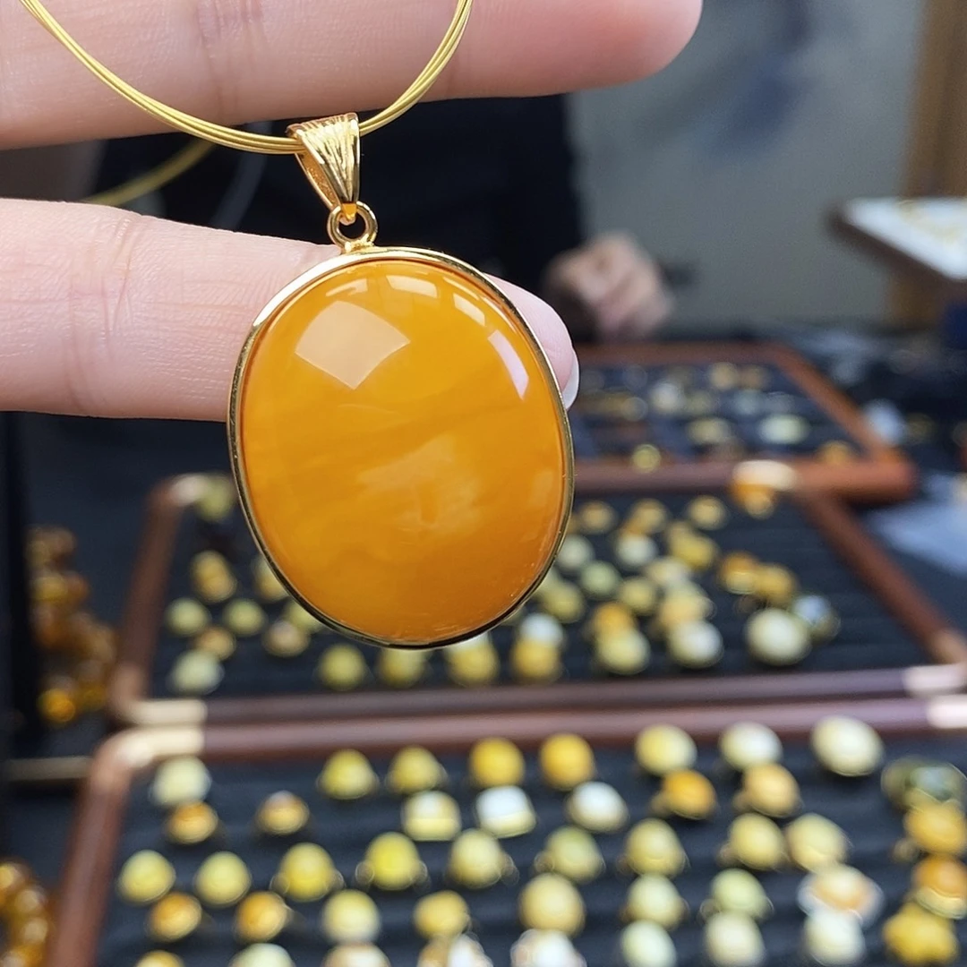 琥珀未镶嵌裸石成品