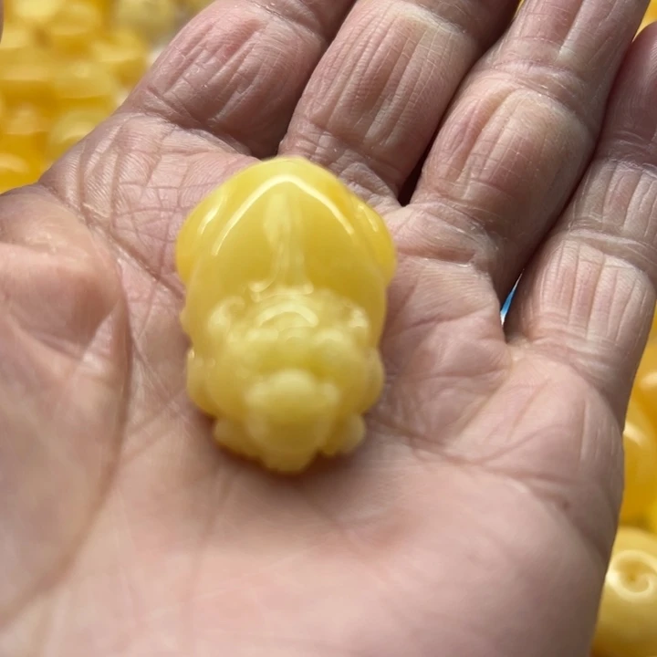 琥珀未镶嵌裸石原矿