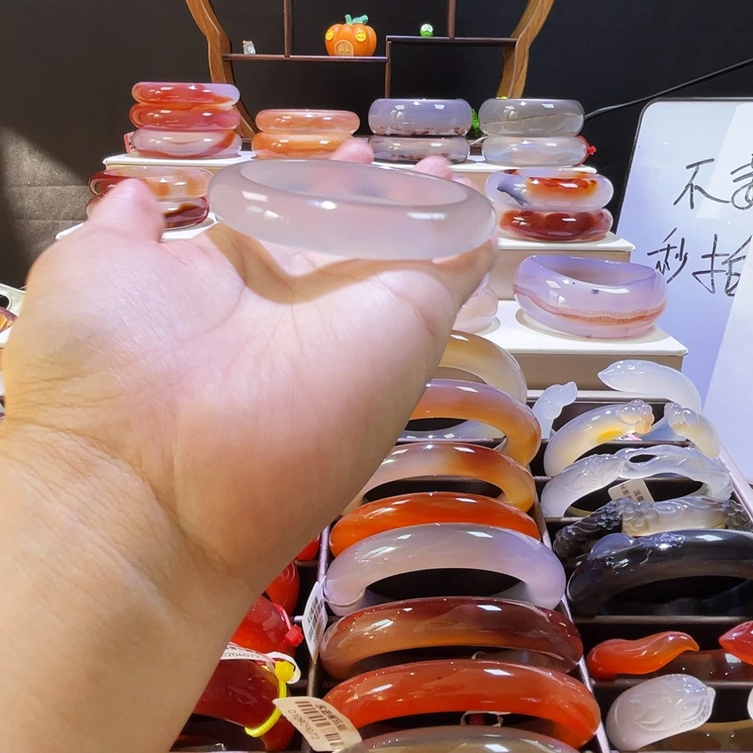 手镯玛瑙/玉髓未镶嵌