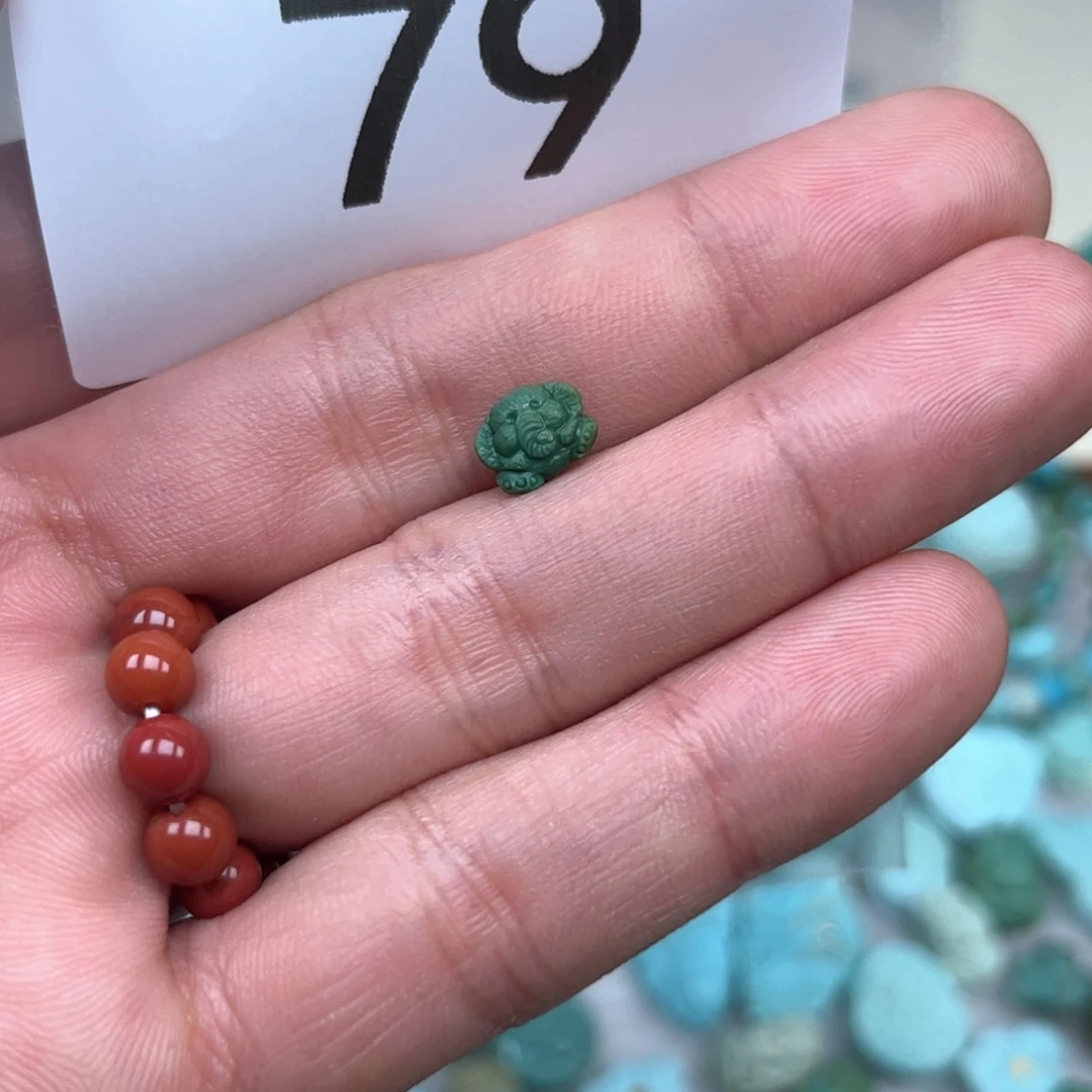 南红玛瑙未镶嵌珠宝奇石