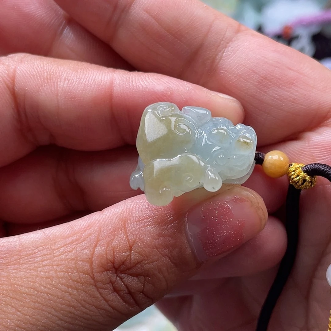 翡翠未镶嵌颈饰翡玉缘翡翠