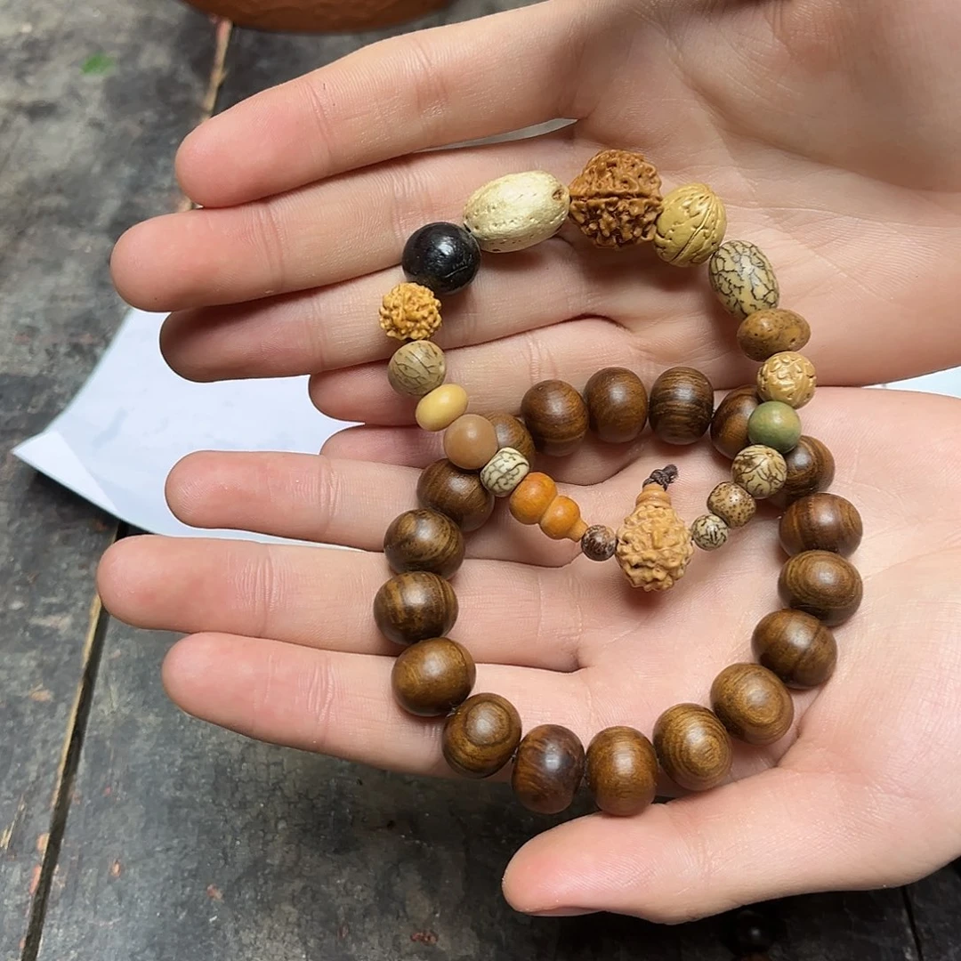 大叶紫檀（黑酸枝木类）