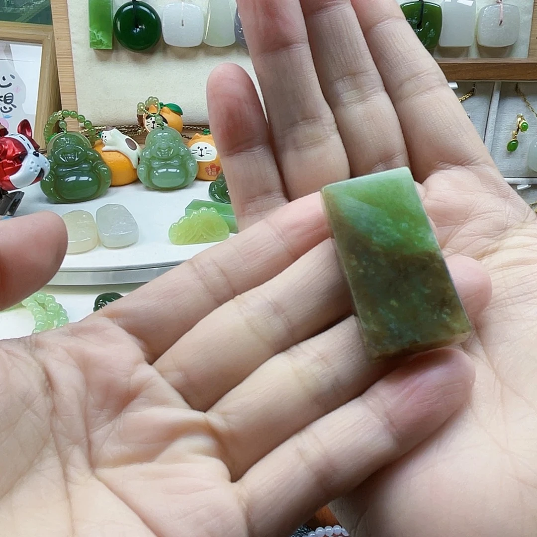和田玉未镶嵌吊坠(不含链)