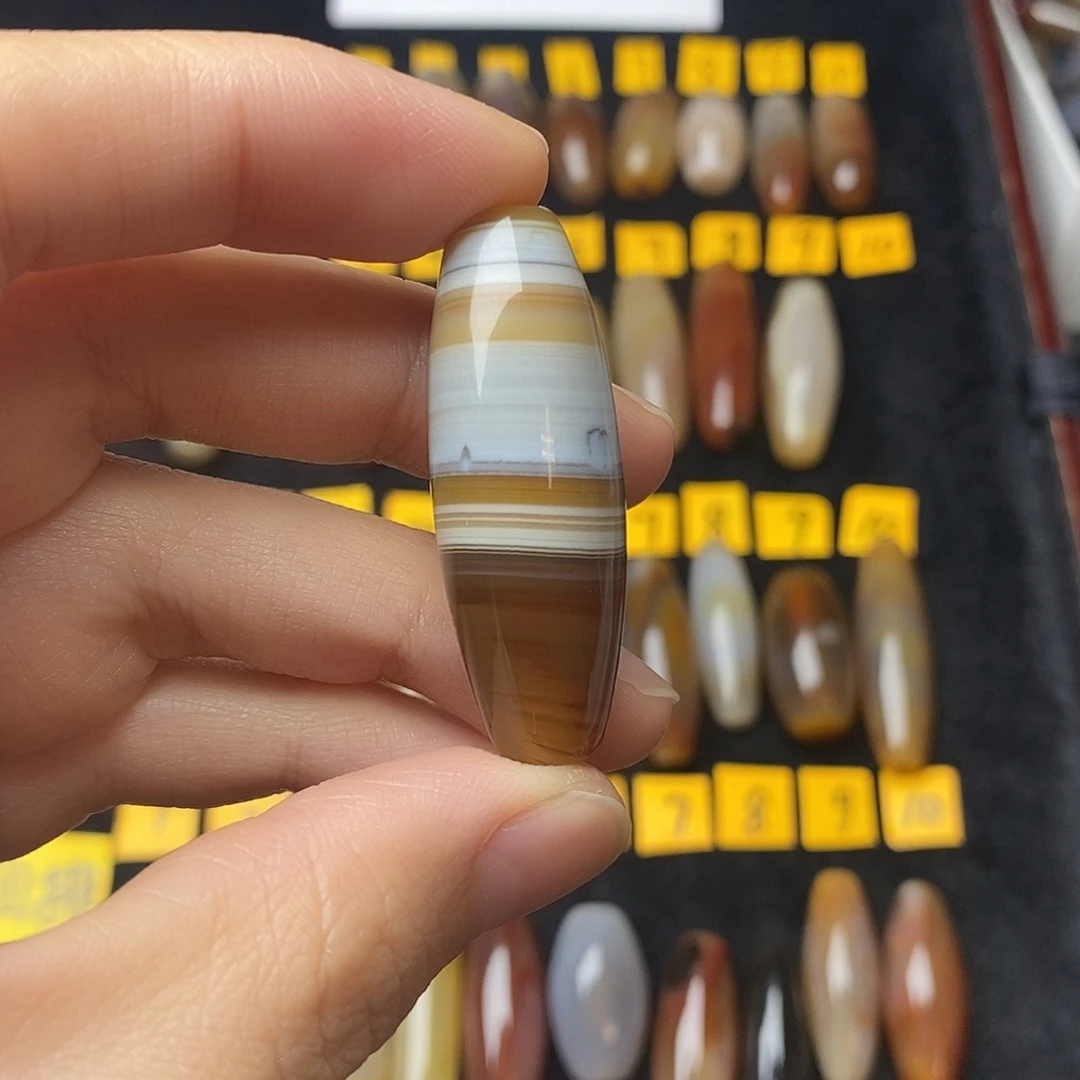 @***政玛瑙/玉髓未镶嵌颈饰