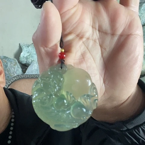 蛇纹石玉未镶嵌珠宝奇石