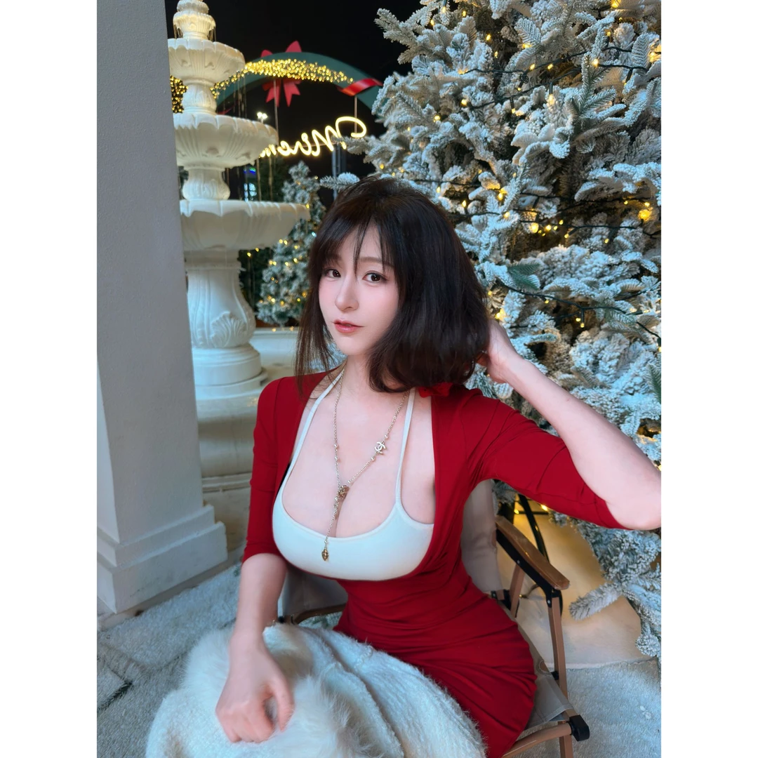 辛西娅 强力托胸塑身紧身裙套装红裙