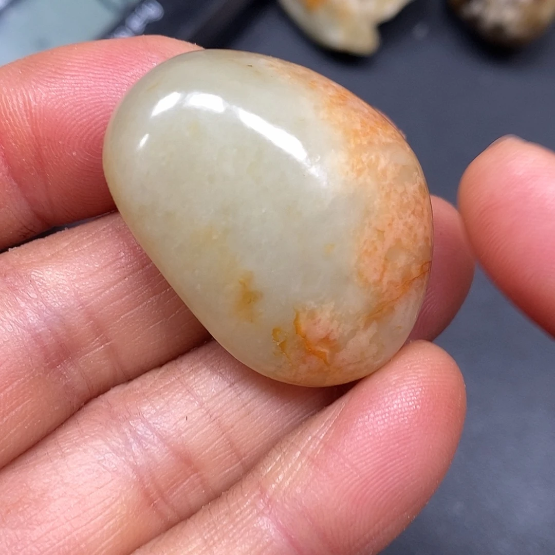 和田玉未镶嵌珠宝奇石