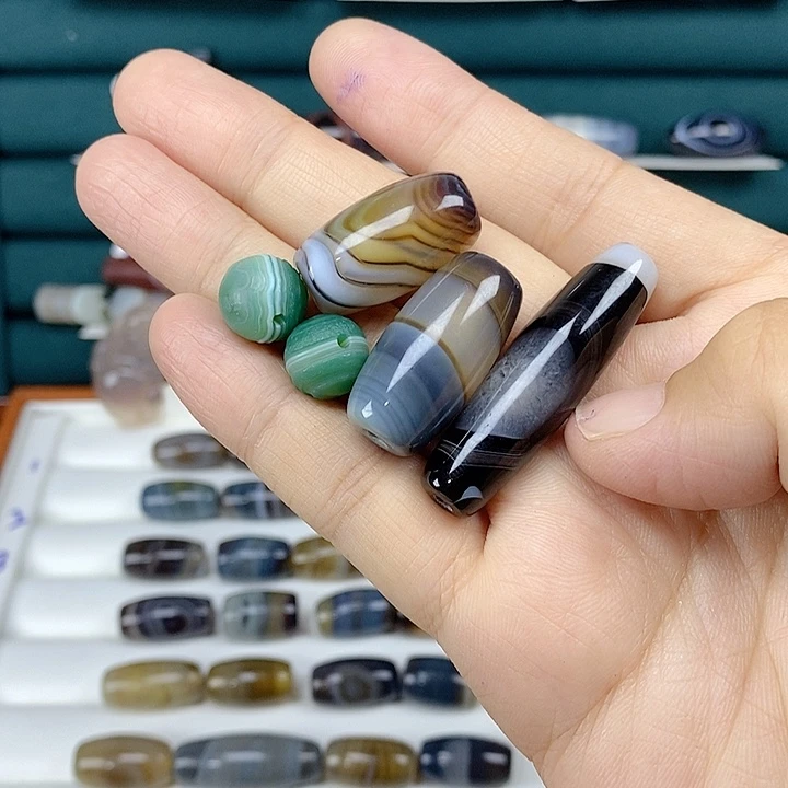 陌***゛玛瑙/玉髓未镶嵌颈饰