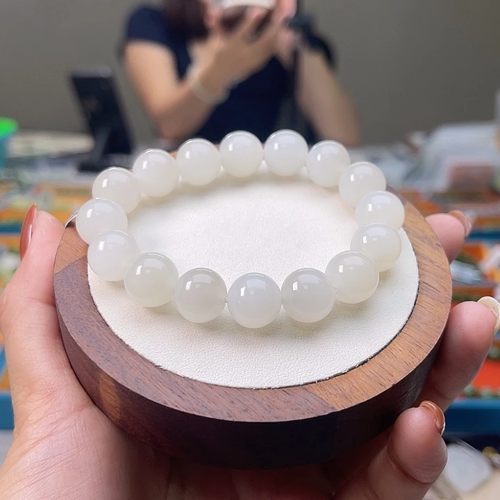 和田玉未镶嵌手串A7卡12